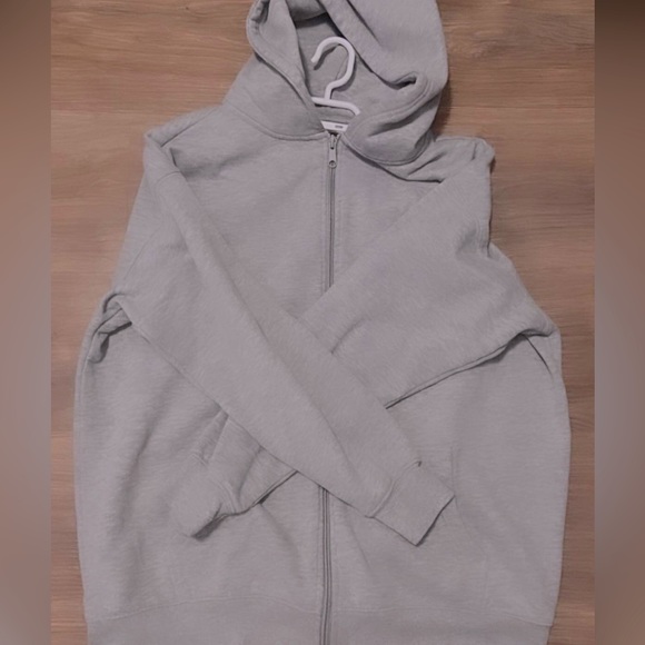 Ardene size M gray zip-up - Picture 2 of 2